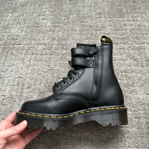 Doc martens - Picture 7 of 8